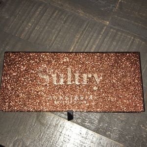 Authentic AB Sultry Palette